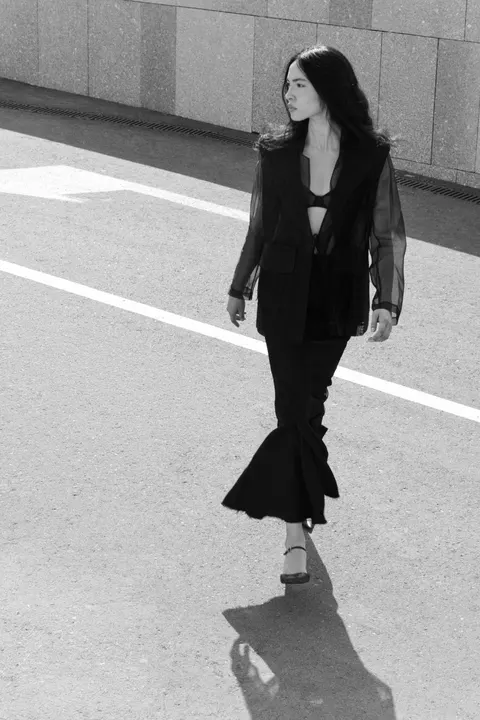 Mirgul Organza Blazer — Black