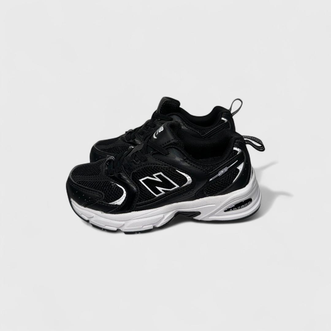 Черные кроссовки New Balance 360