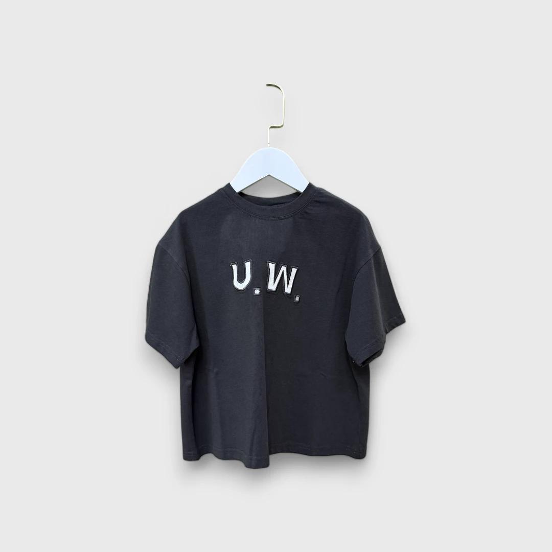 Футболка U.W.