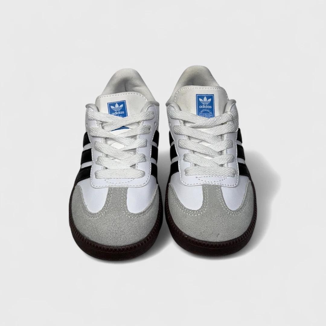 Серые кроссовки Adidas Samba