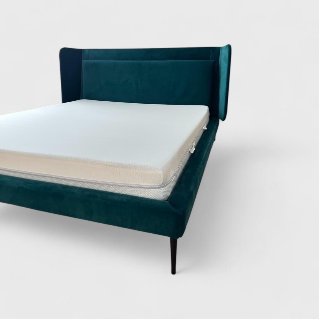 Bo Concept Austin bed