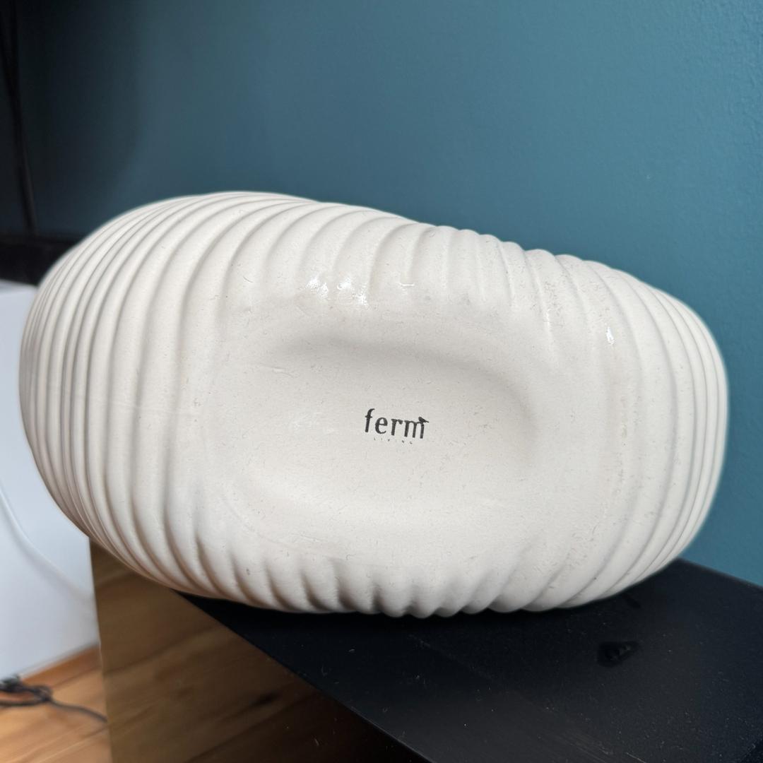 ferm LIVING - Shell Plant Pot