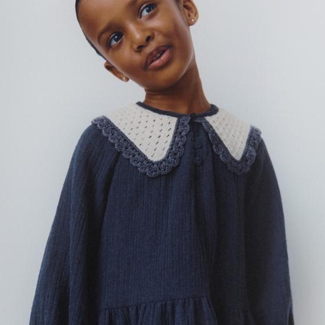 Zara темное платье с кружевными деталями