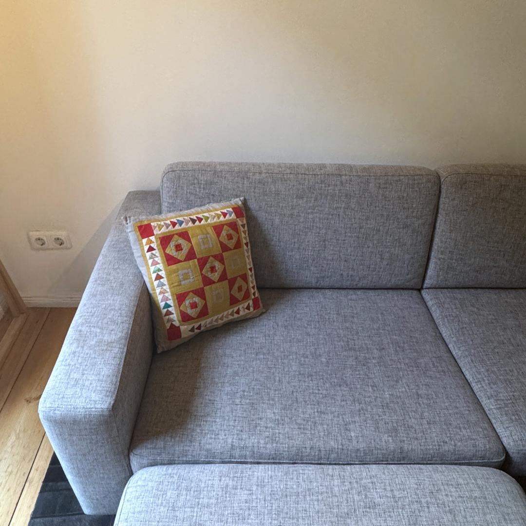 Bolia Scandinavia Sofa (2 1/2 seater)
