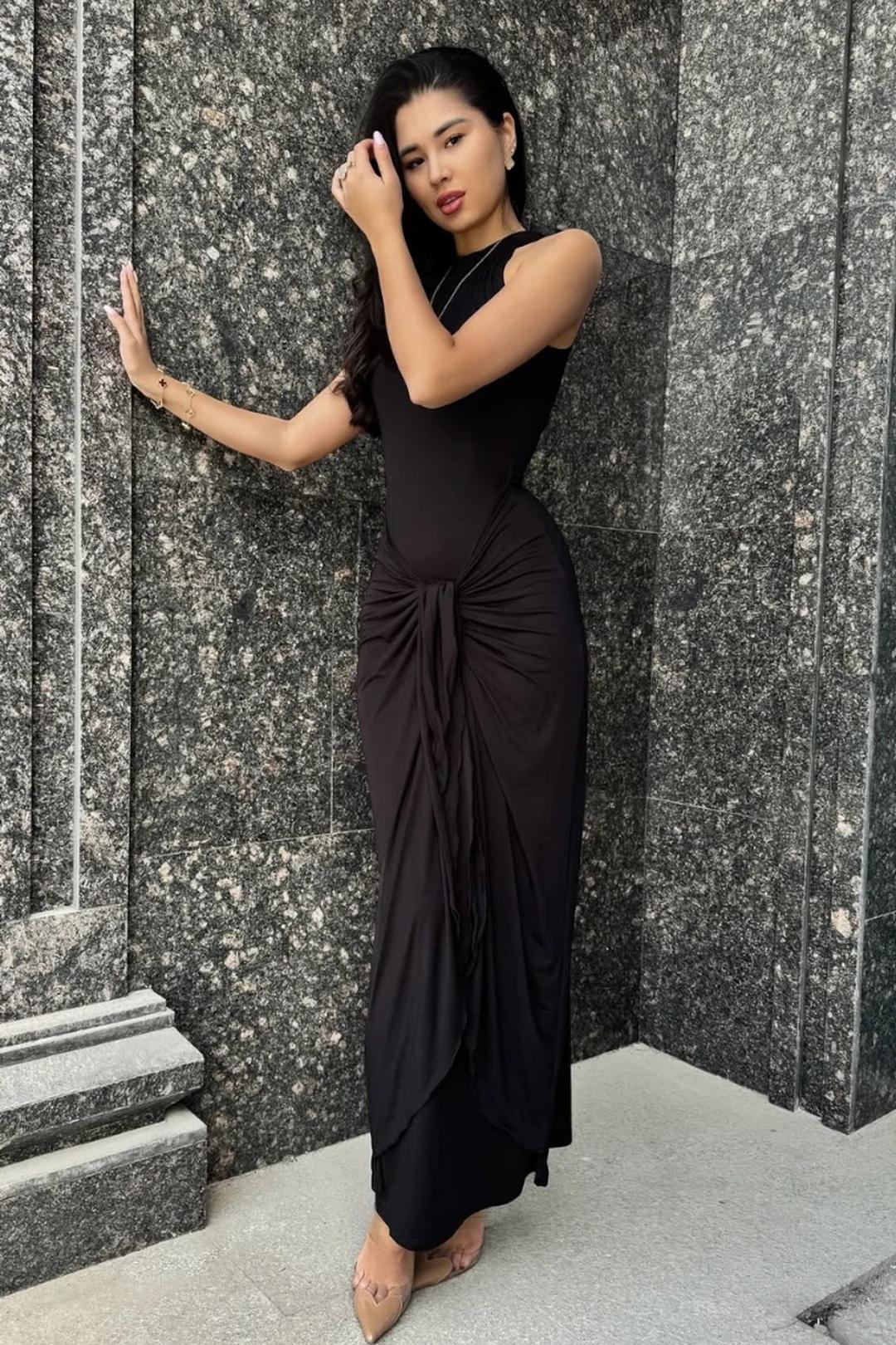 Yasmine Summer платье в черном