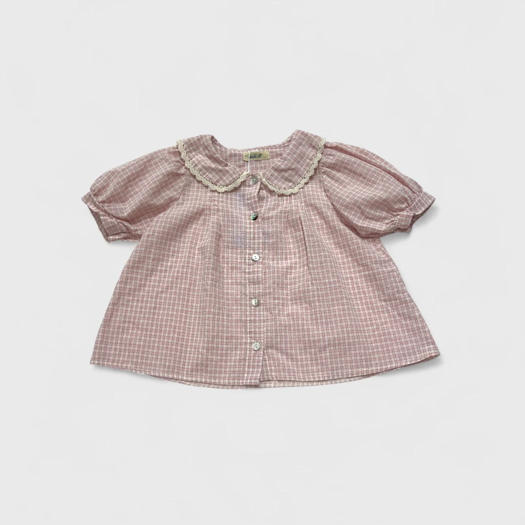 Розовая рубашка с воротником