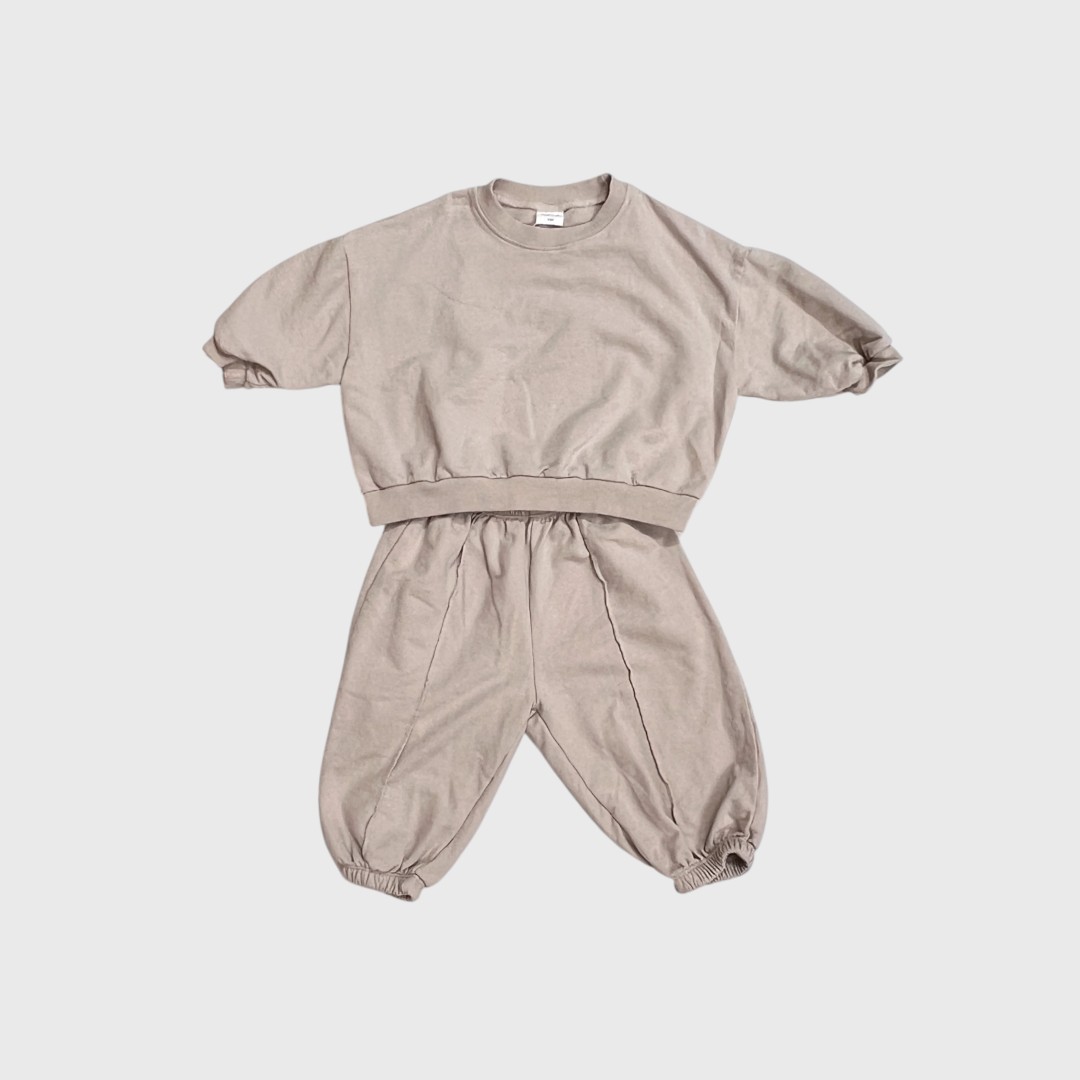 Костюм цвета пыльной розы