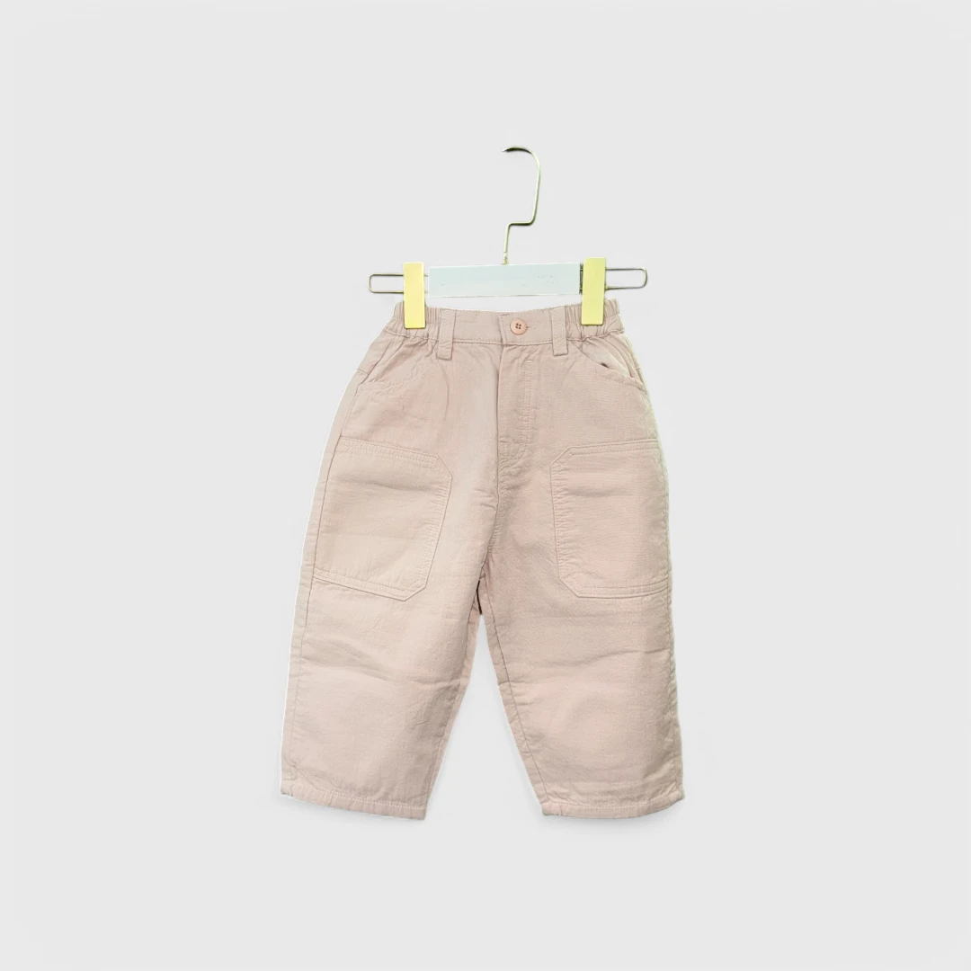 Светло-розовые брюки 