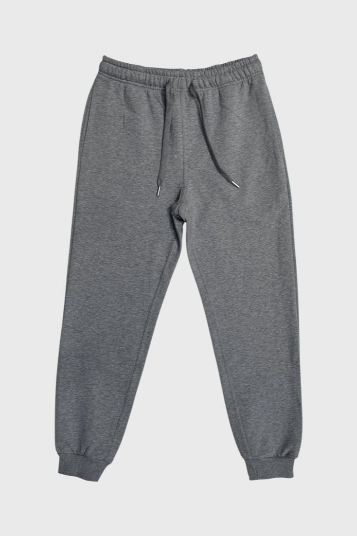 Серые спортивные штаны