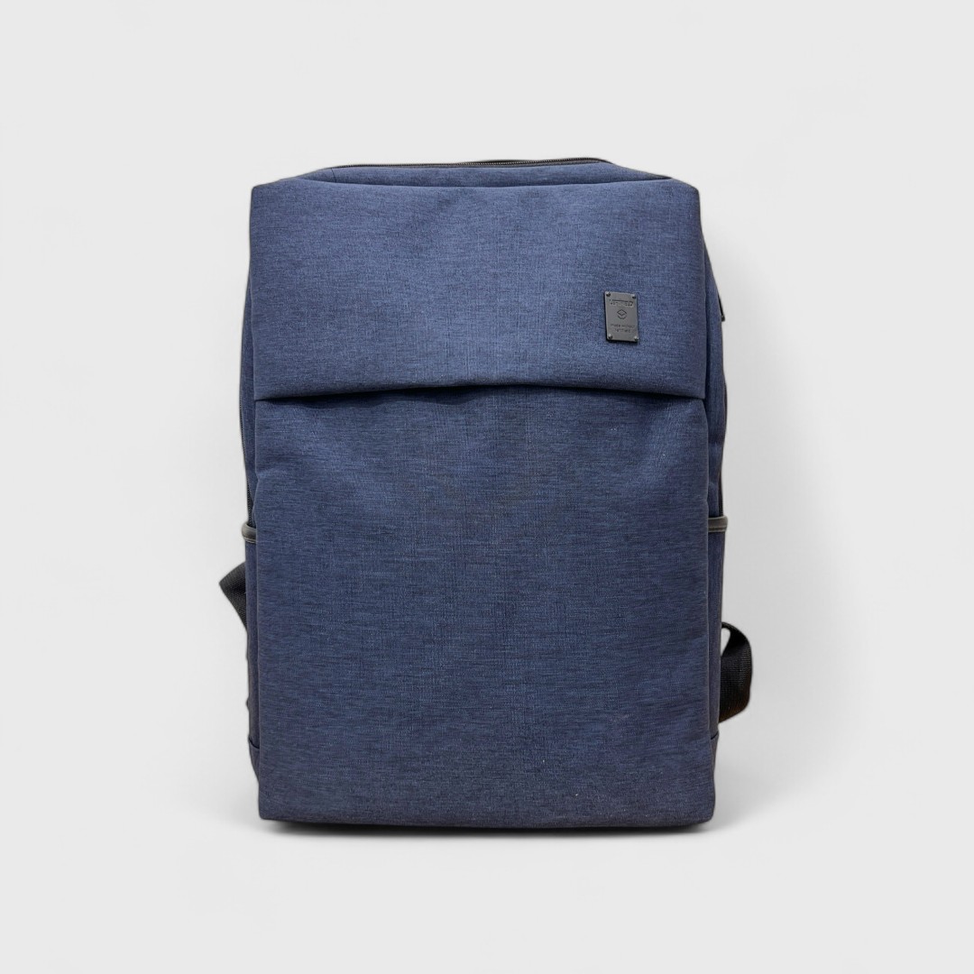 Синий рюкзак