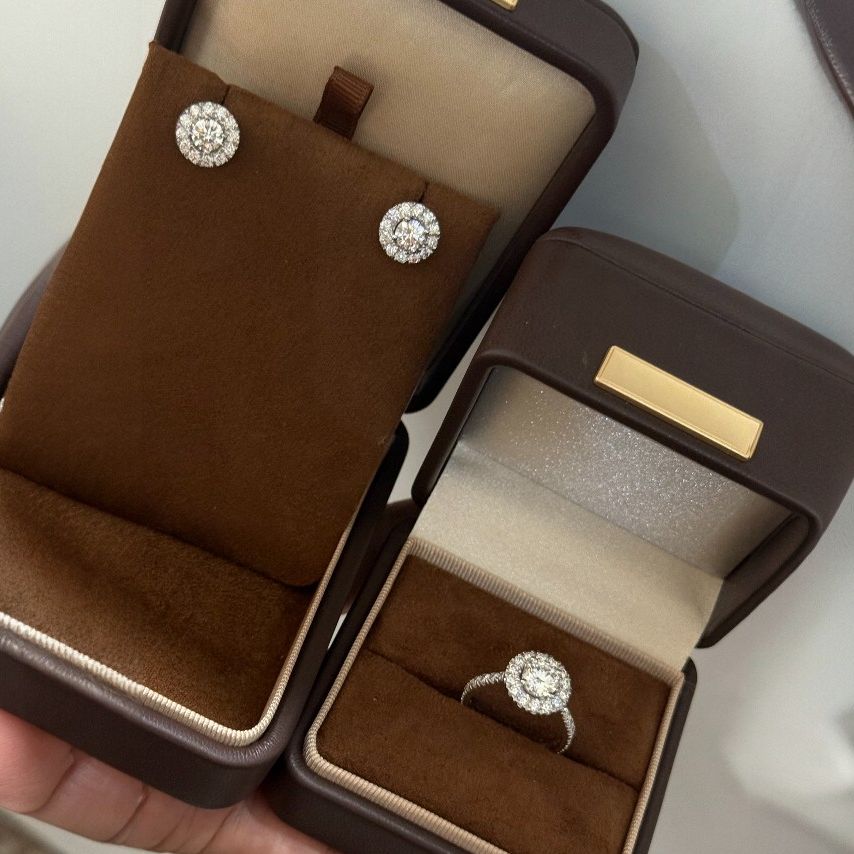 Золотый украшения с бриллиантами