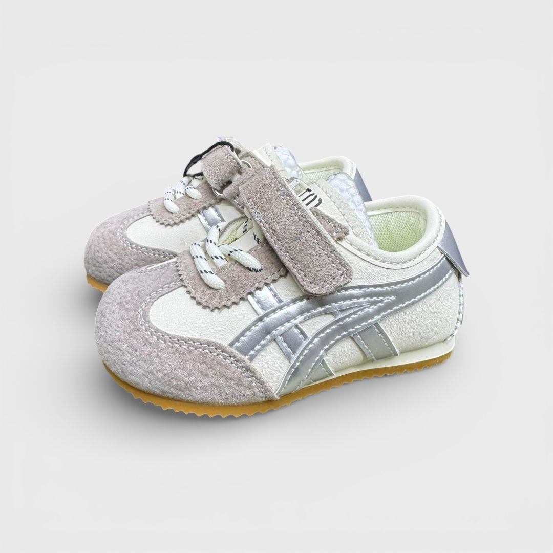 Серые детские кроссовки