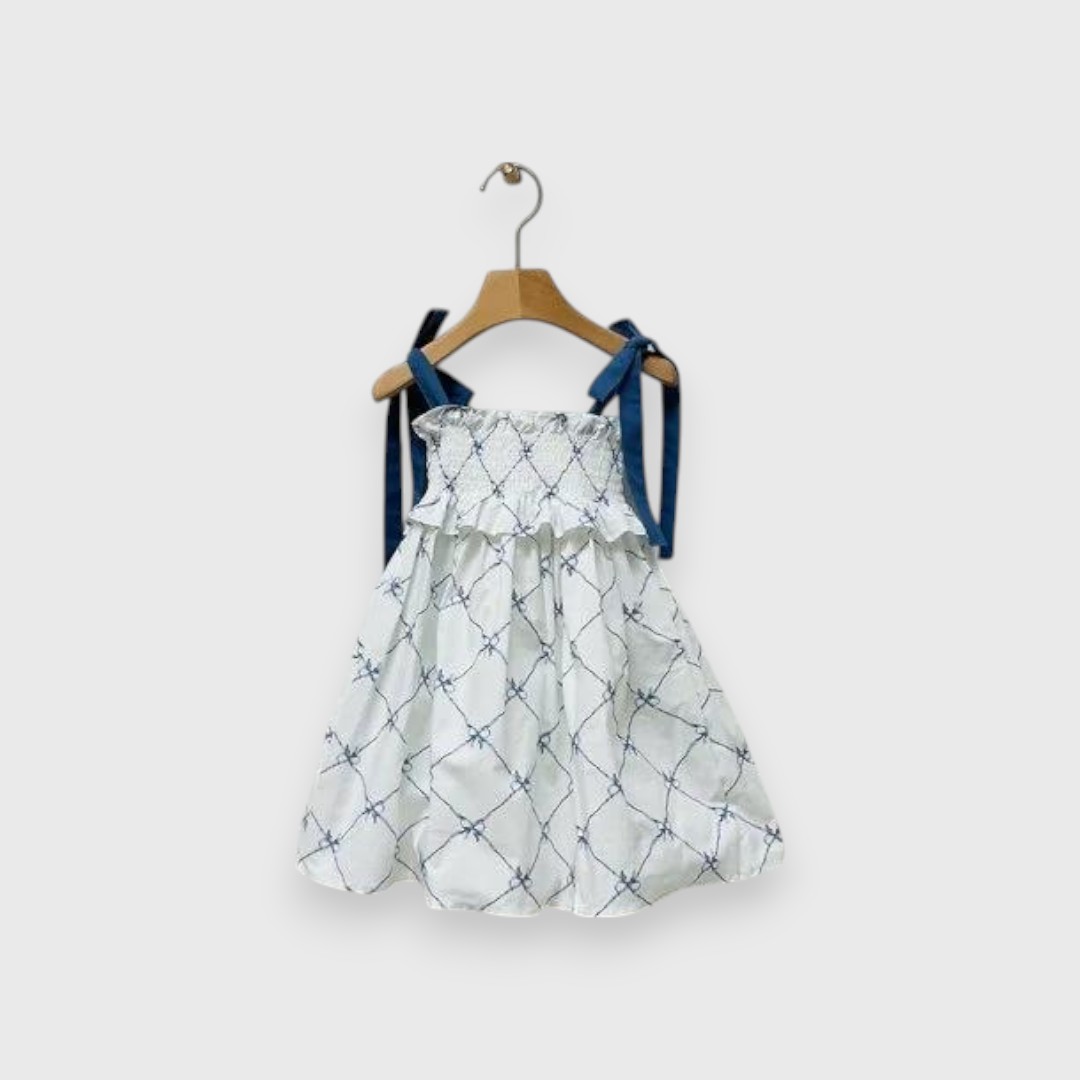 Платье белое с синей отделкой