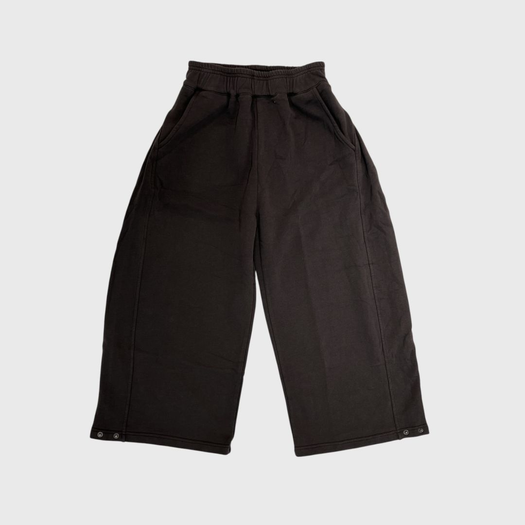 Графитовые брюки с кнопками