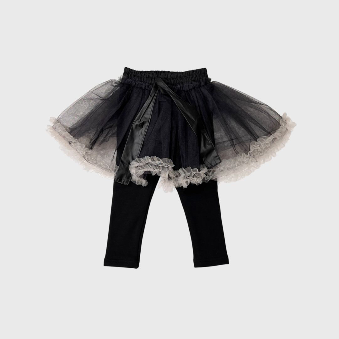 Черная юбка с леггинсами