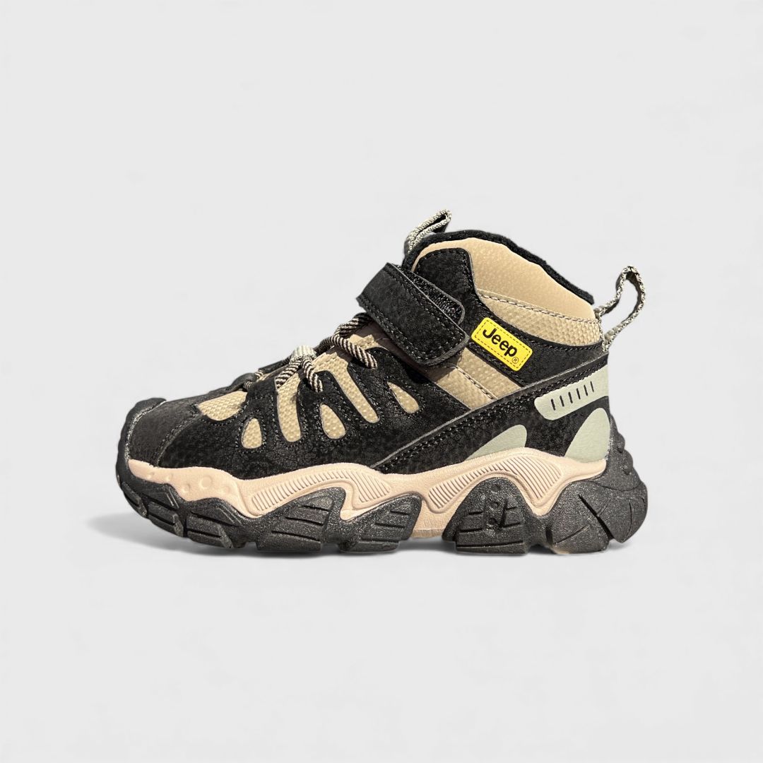 Черные ботинки Jeep