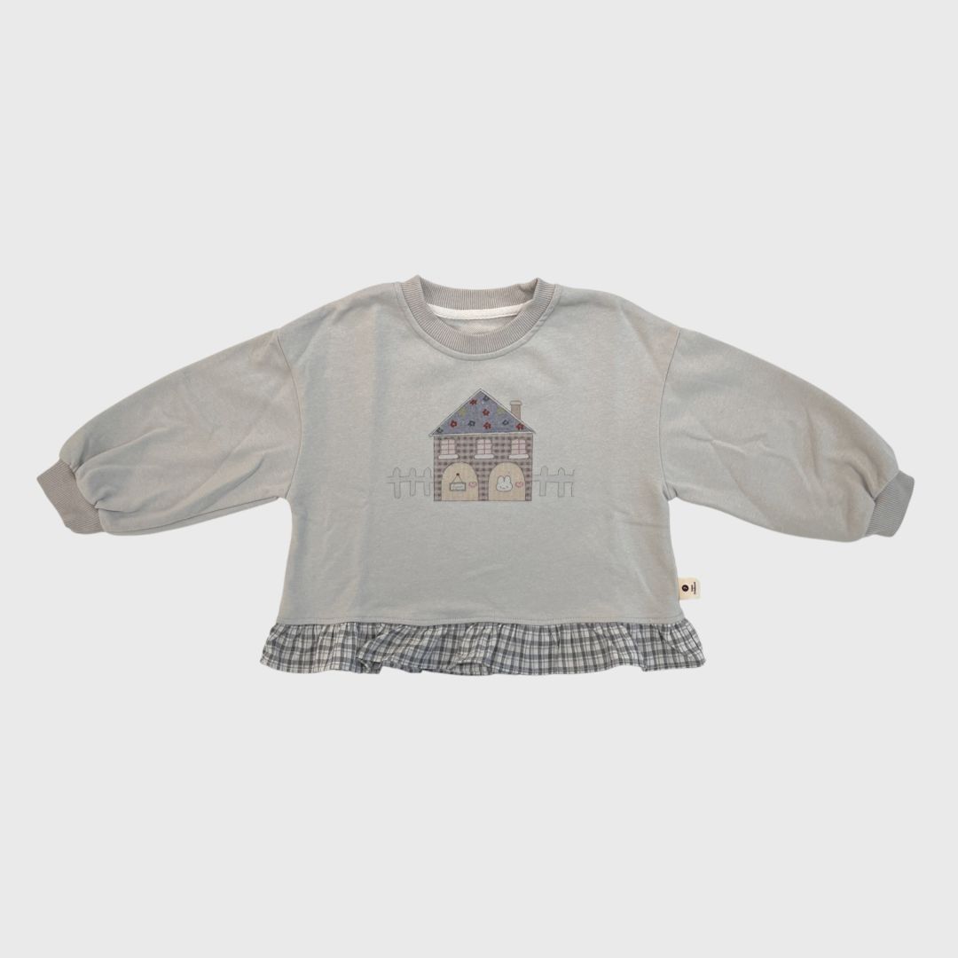 Серая кофточка с домиком