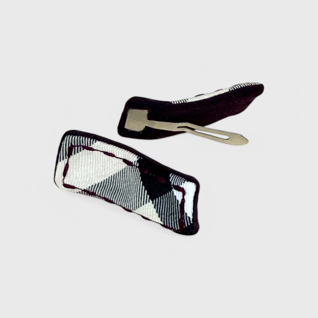 Заколки для волос с черно-белым принтом