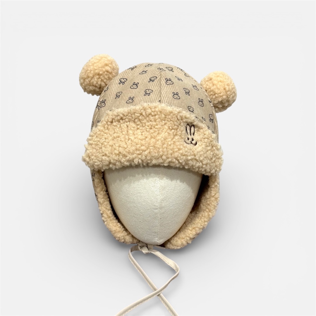 Коричневая шапка с ушками для детей