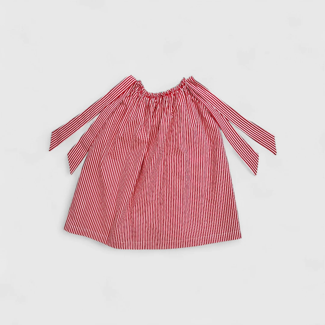 Сарафан в красную полоску