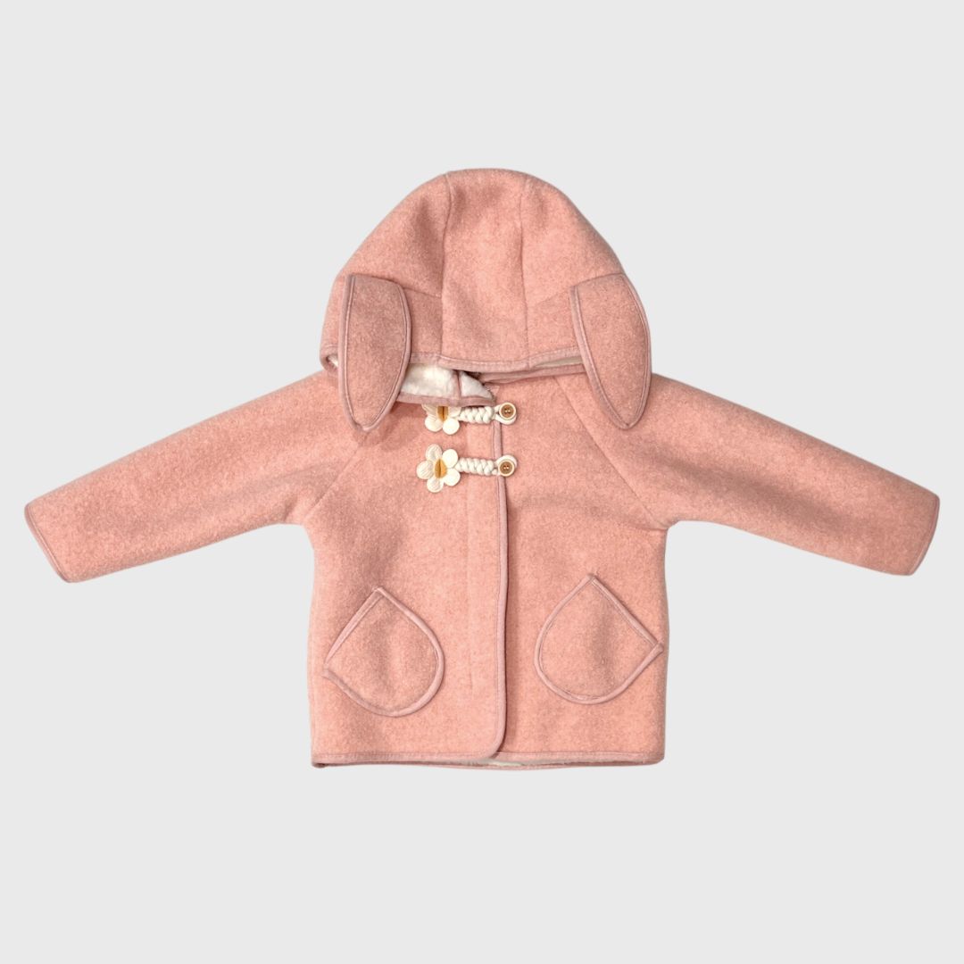 Розовое пальто