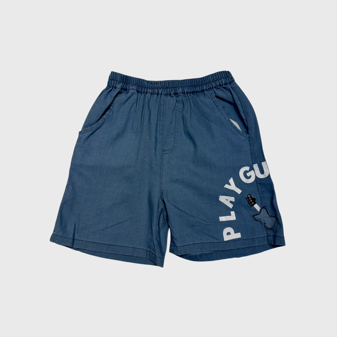 Синие шорты