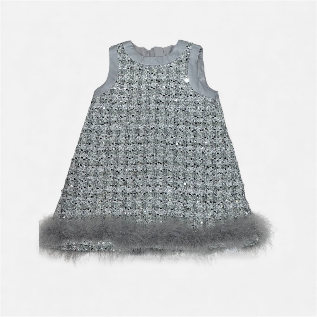 Серое платье с пайетками