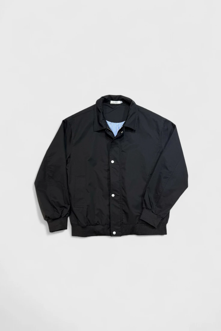 Черная куртка Zoewatson