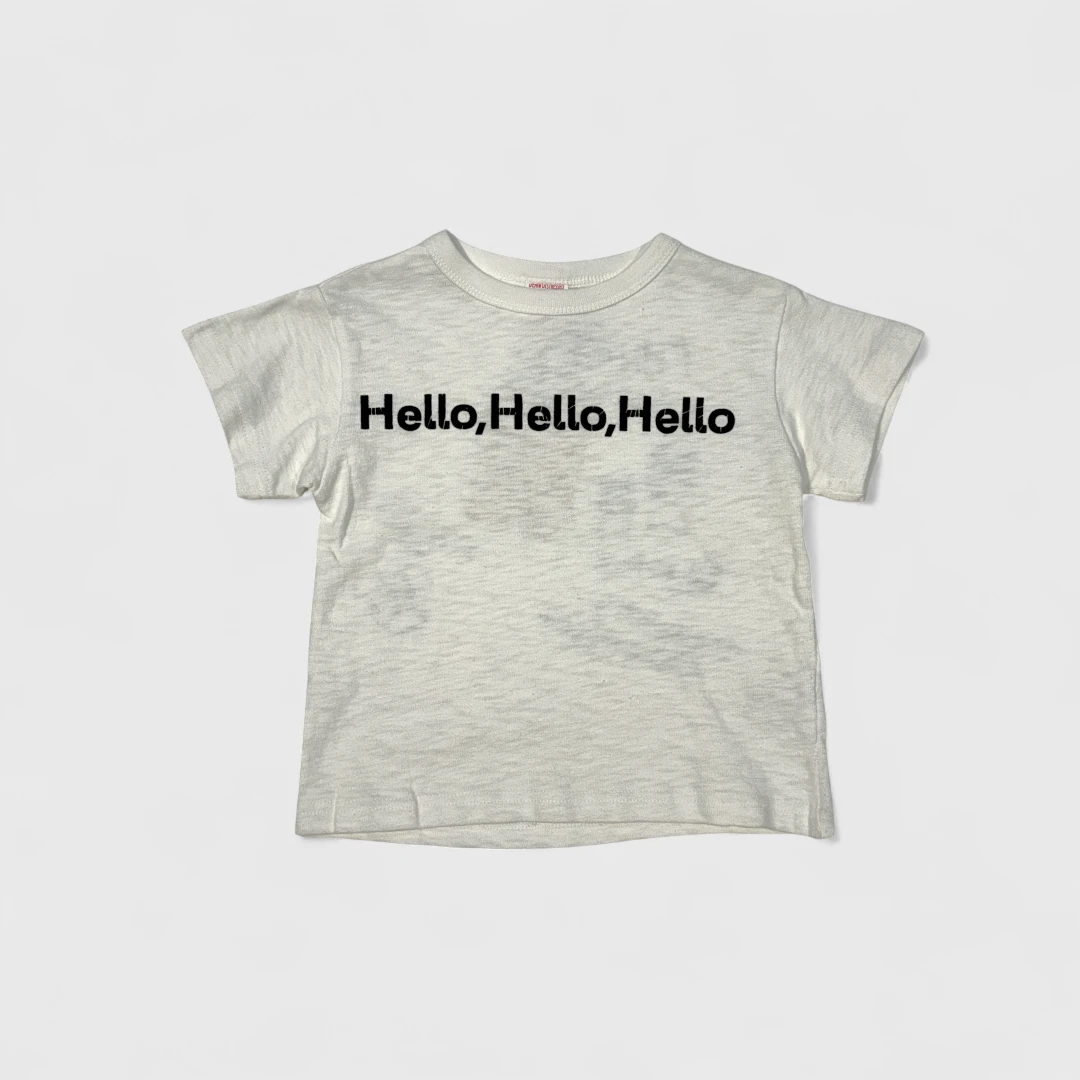 Белая футболка Hello