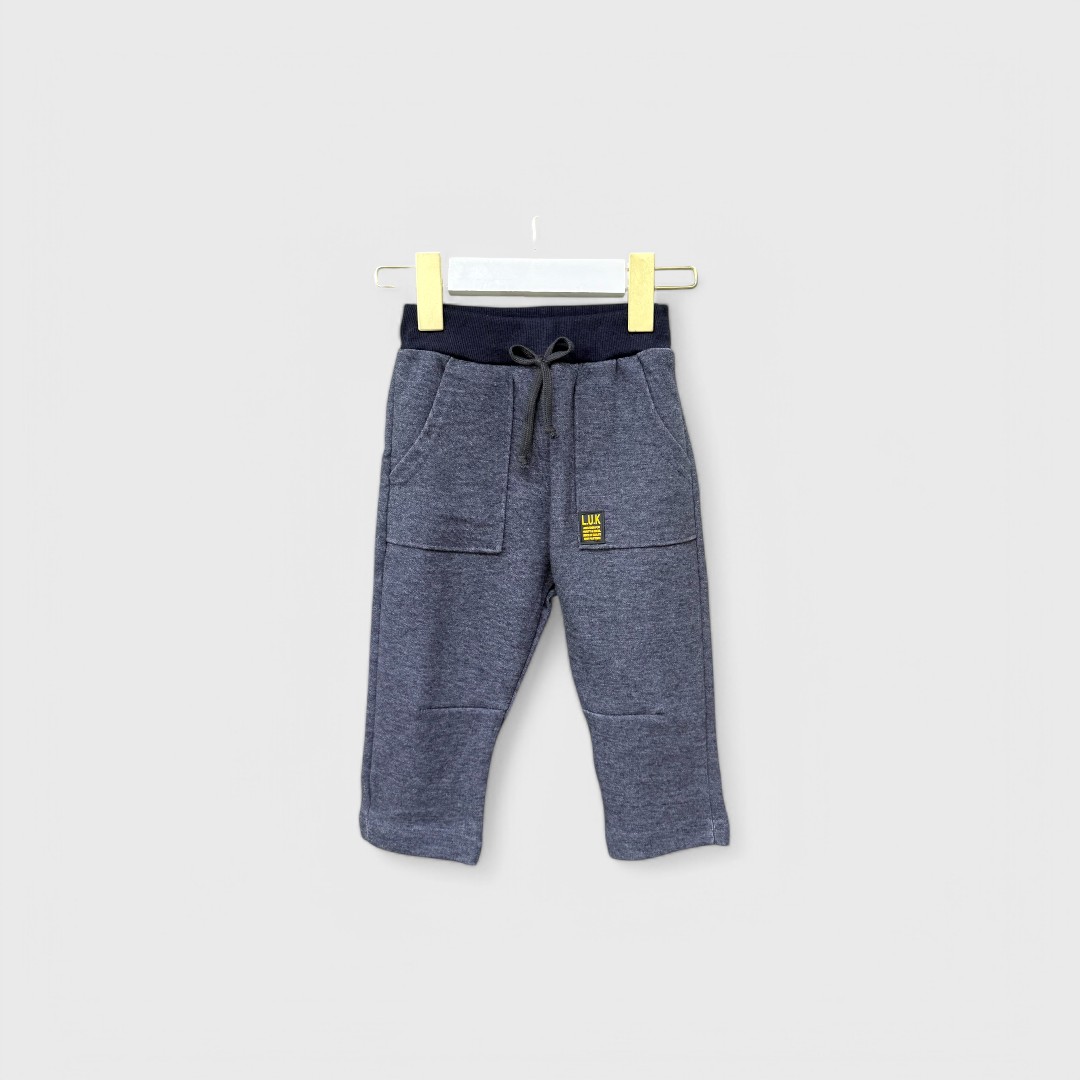 Серые брюки 