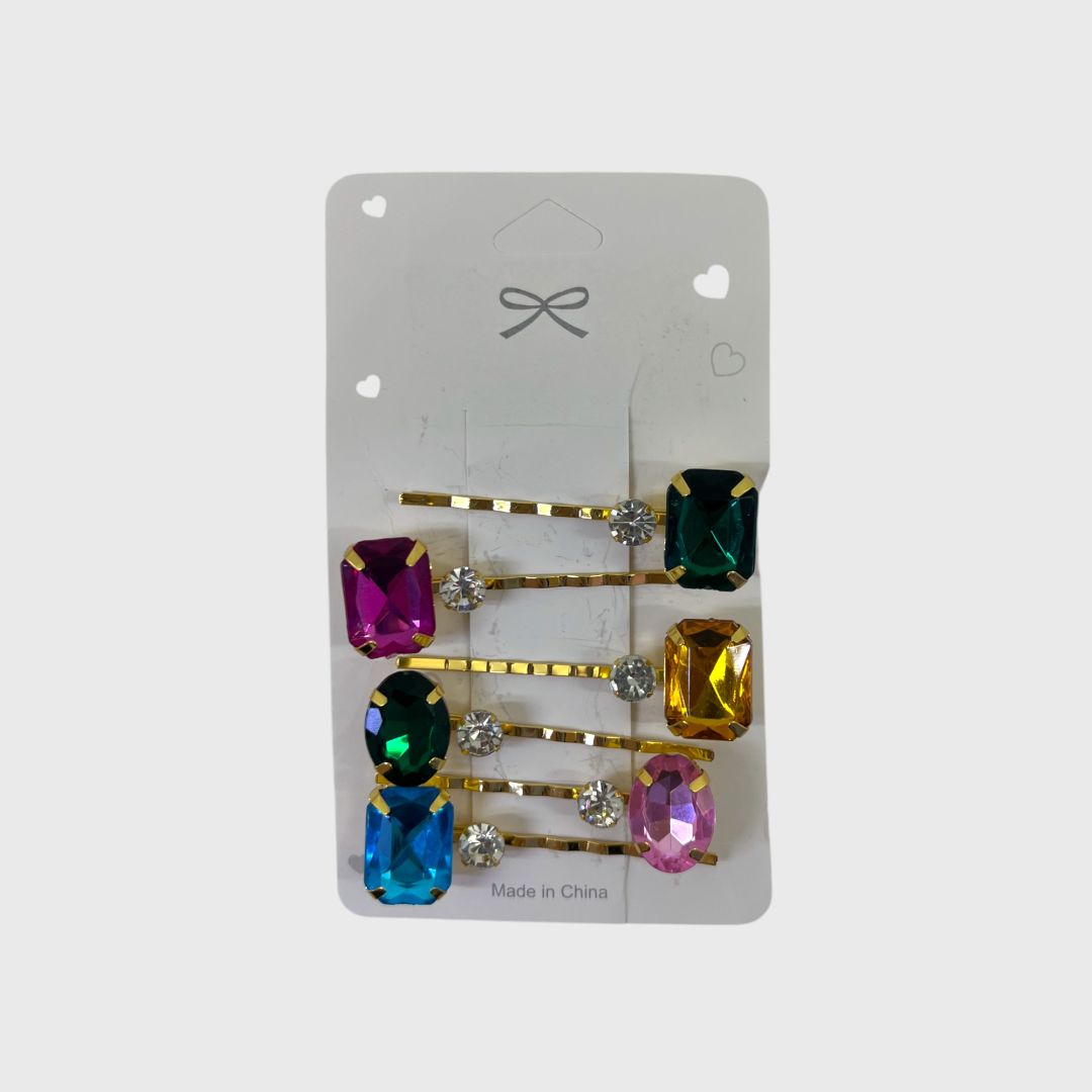 Яркие заколки для волос с украшениями