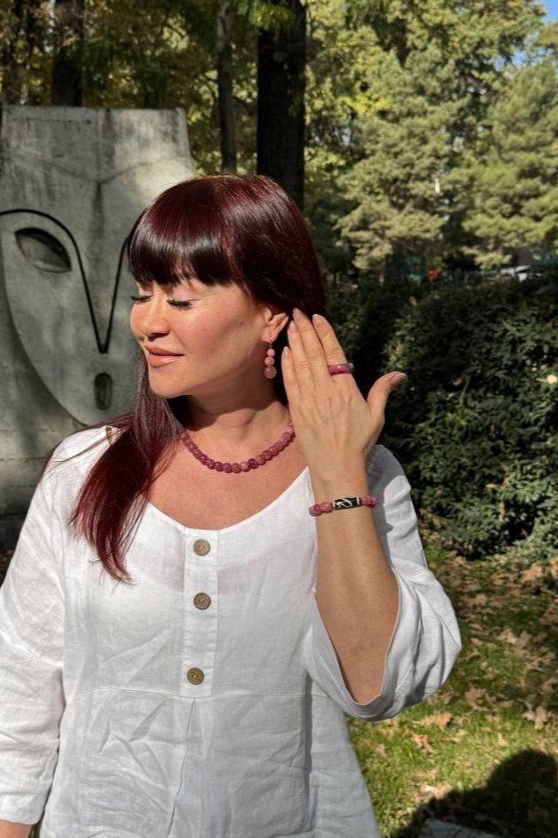 комплект украшений из натурального камня клубничный кварц 