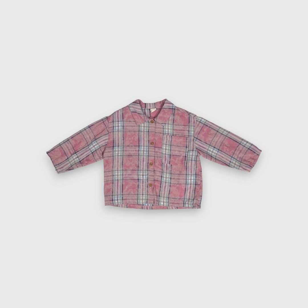 Розовая рубашка в клетку