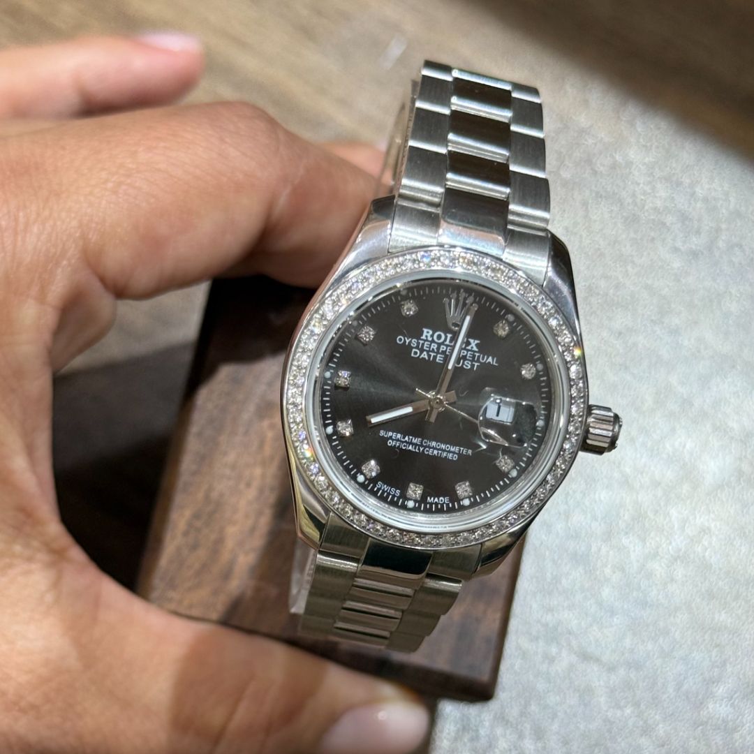 Часы Rolex Datejust с черным циферблатом
