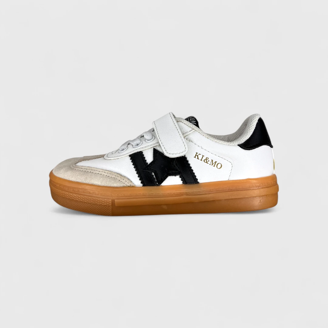 Белые кроссовки KI&MO