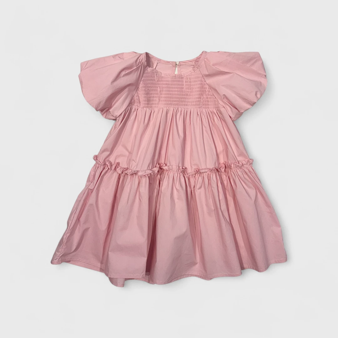 Розовое платье