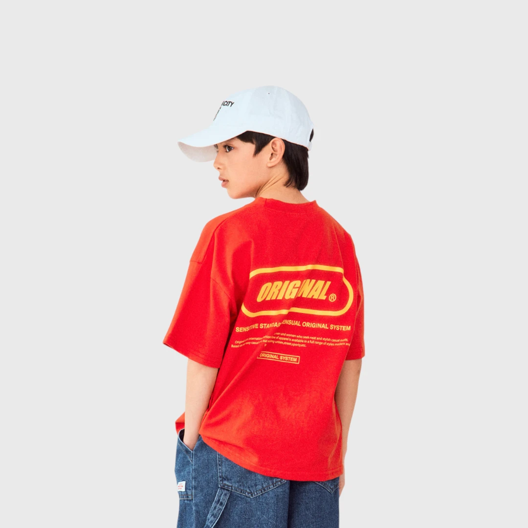 Красная футболка Original