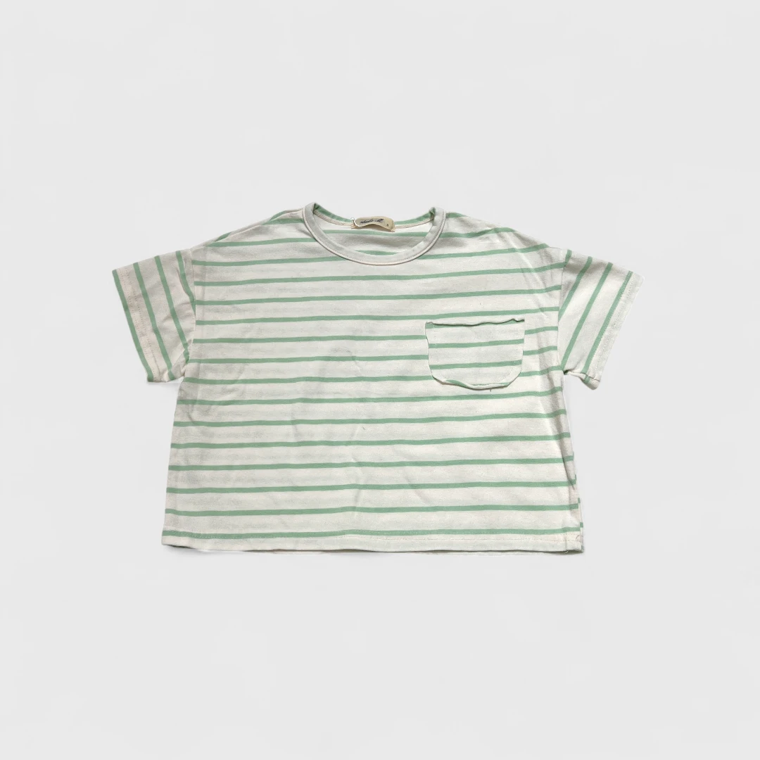 Полосатая футболка