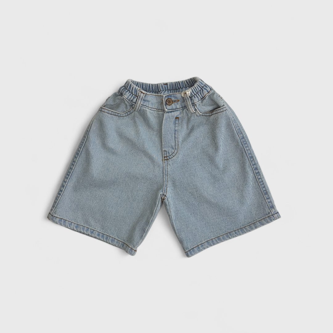 Джинсовые шорты