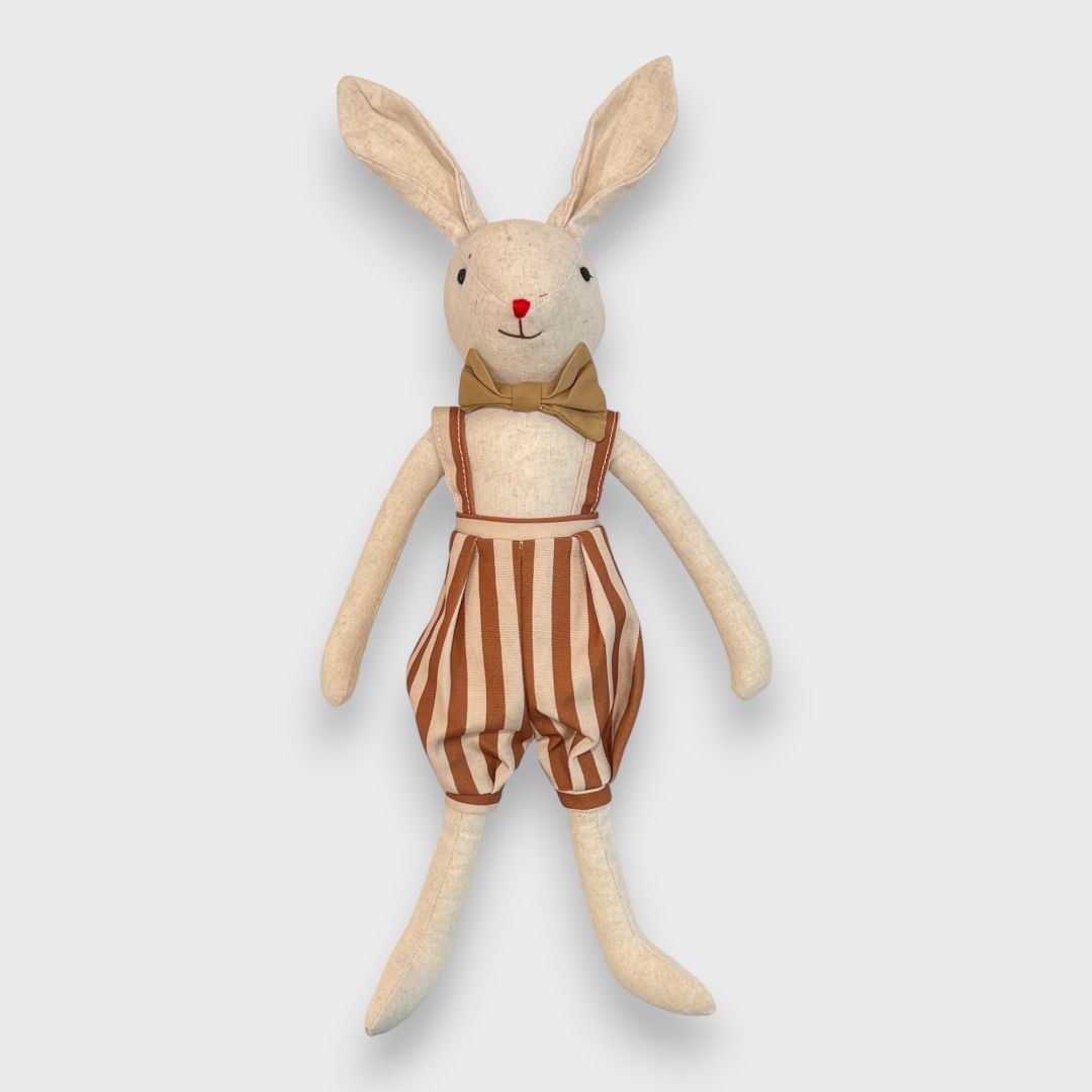 Тканевый зайчик в полосатых штанах