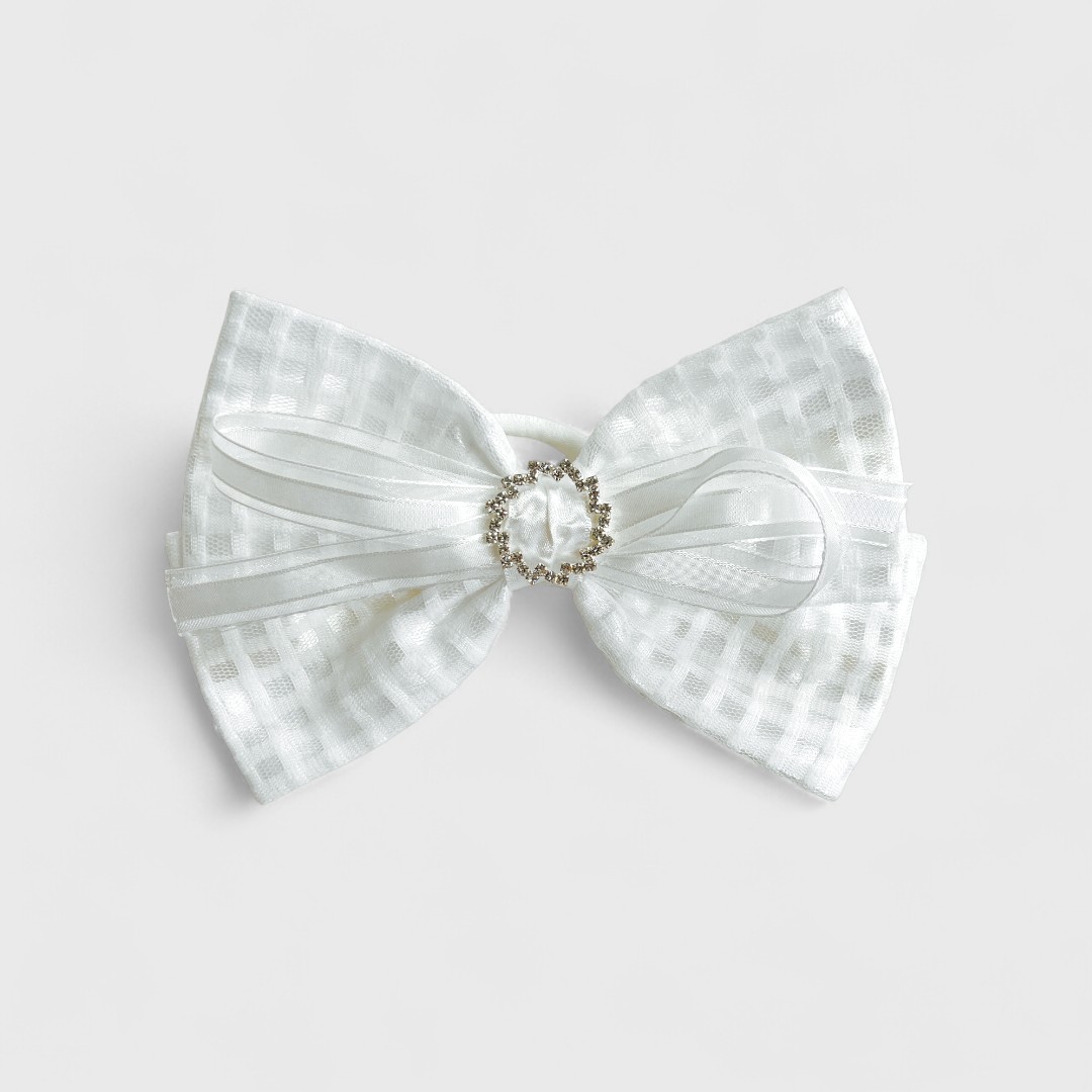 Резинка для волос с бантиком