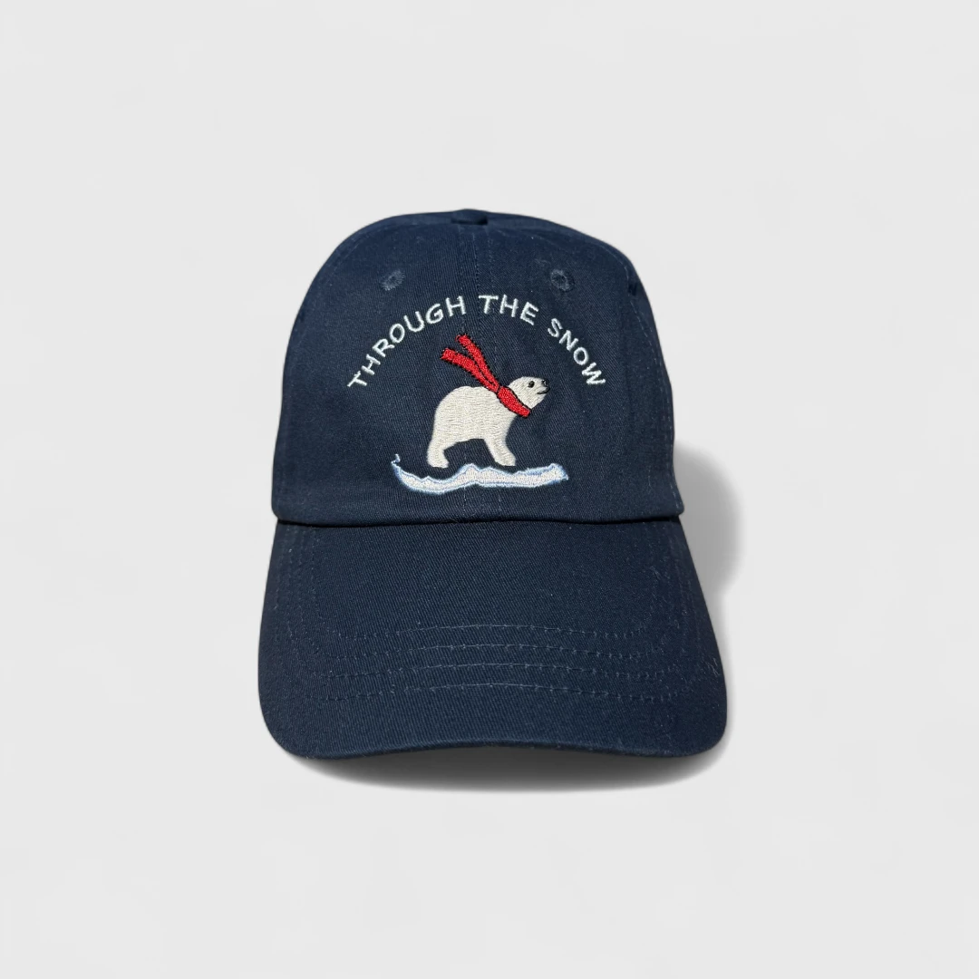 Синяя бейсболка с пандой