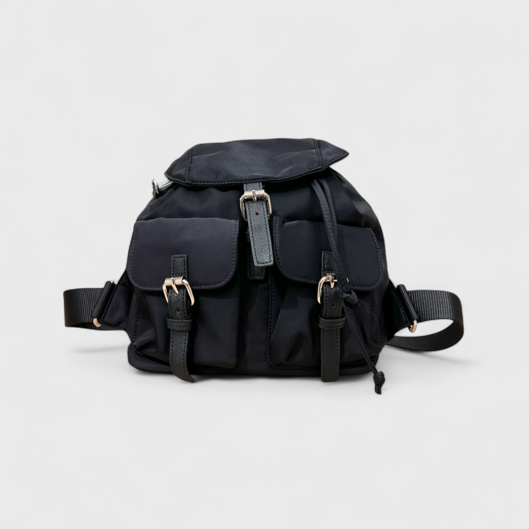 Черный рюкзак из нейлона