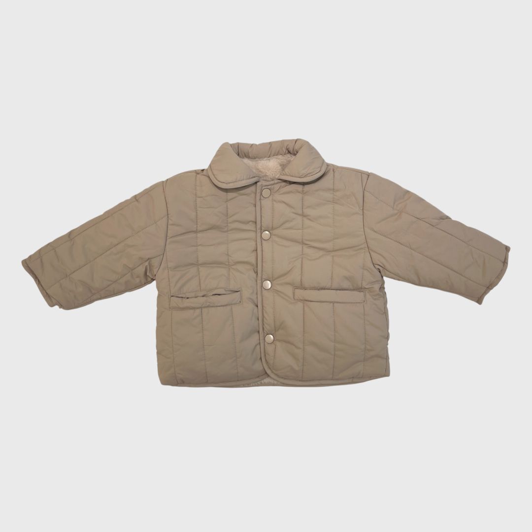 Бежевая куртка с утеплителем