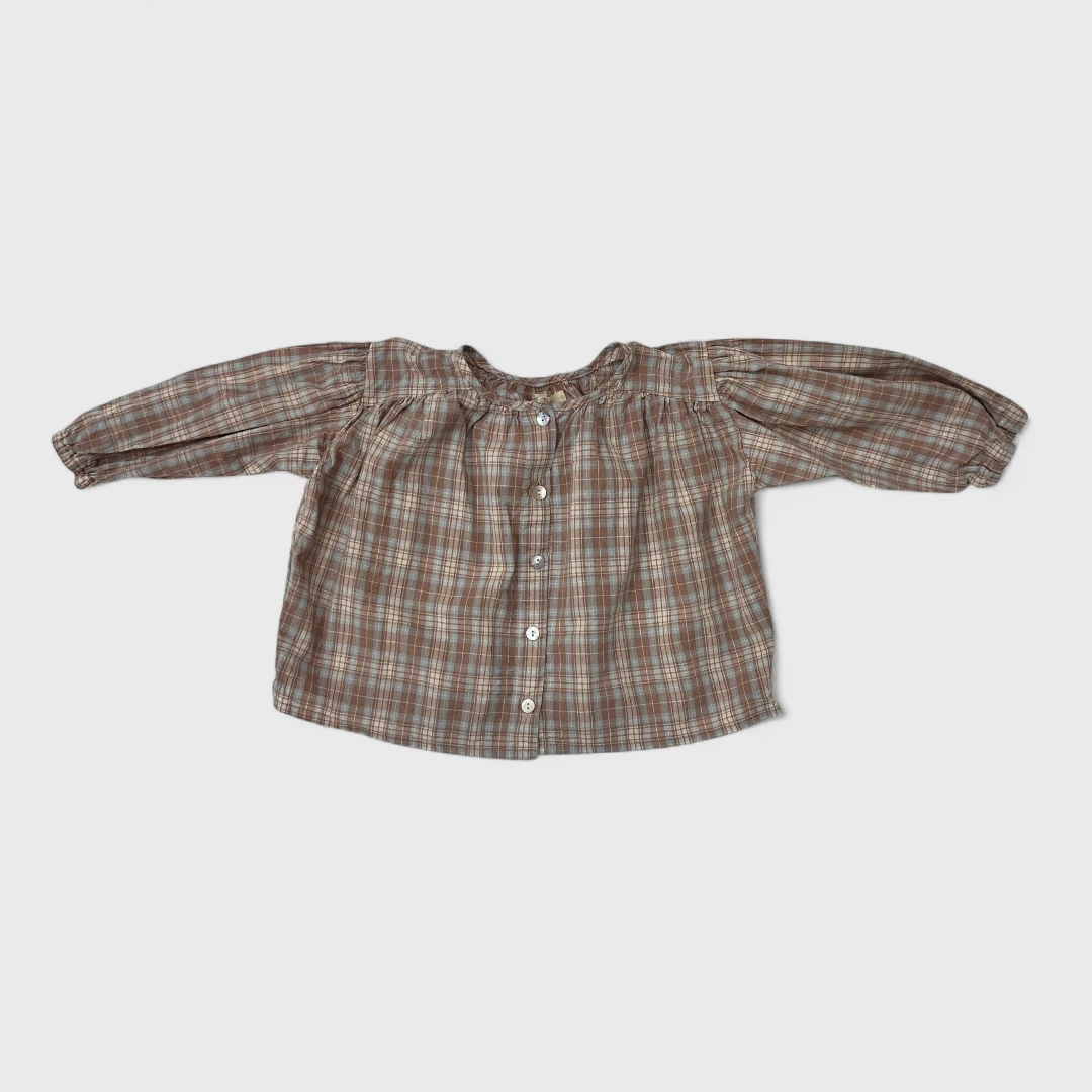 Коричневая клетчатая блузка