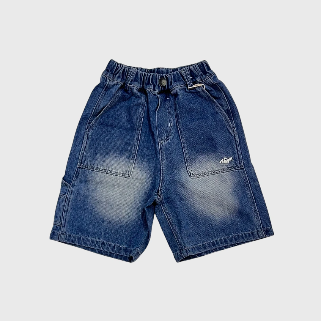 Джинсовые шорты синего цвета