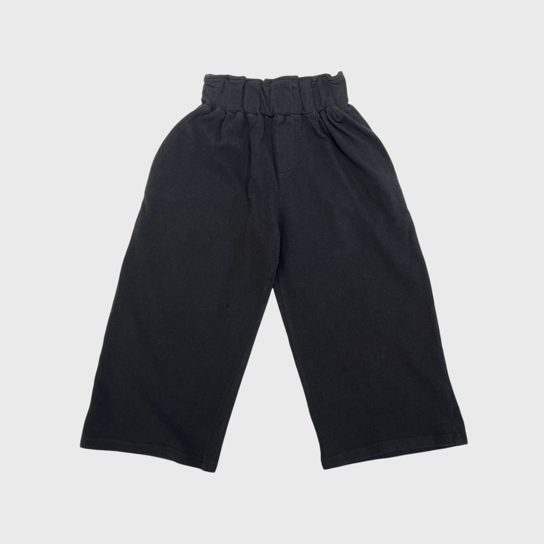 Черные трикотажные брюки