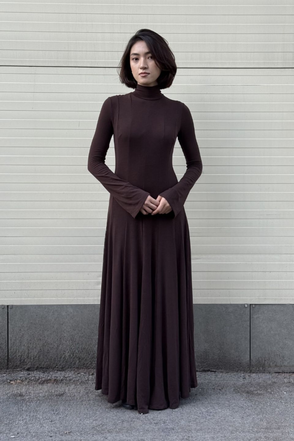 Платье минимализм в цвете шоколада