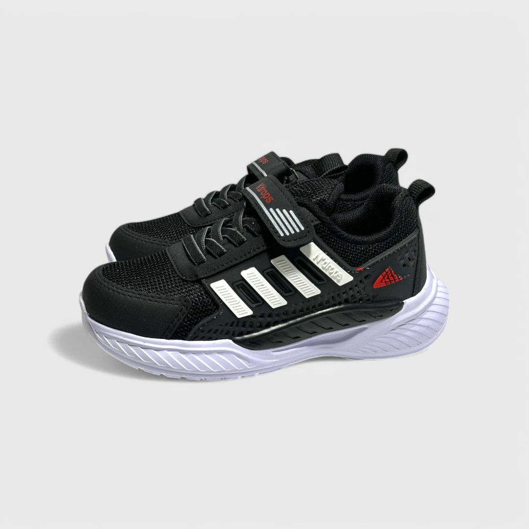 Черные кроссовки N'drops