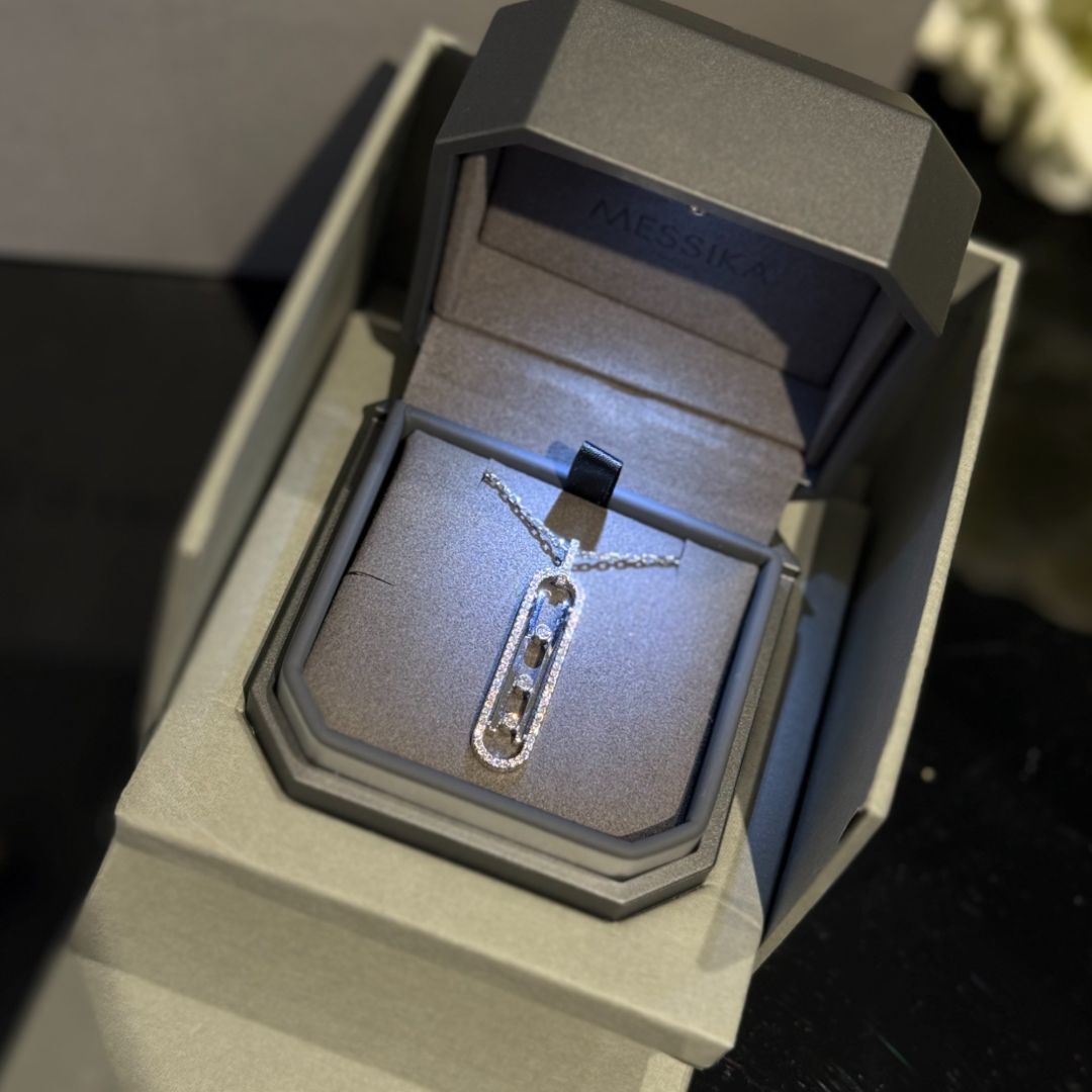 Колье Messika